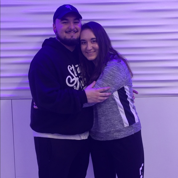 Meet your Posher, Brenda - Picture 3 of 4